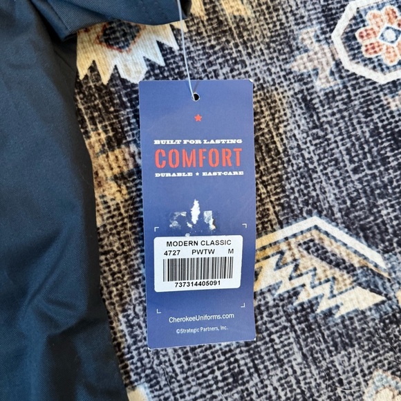 NWT Cherokee Women’s Core Stretch Scrub Top in Pewter Gray Size Medium - Picture 11 of 15